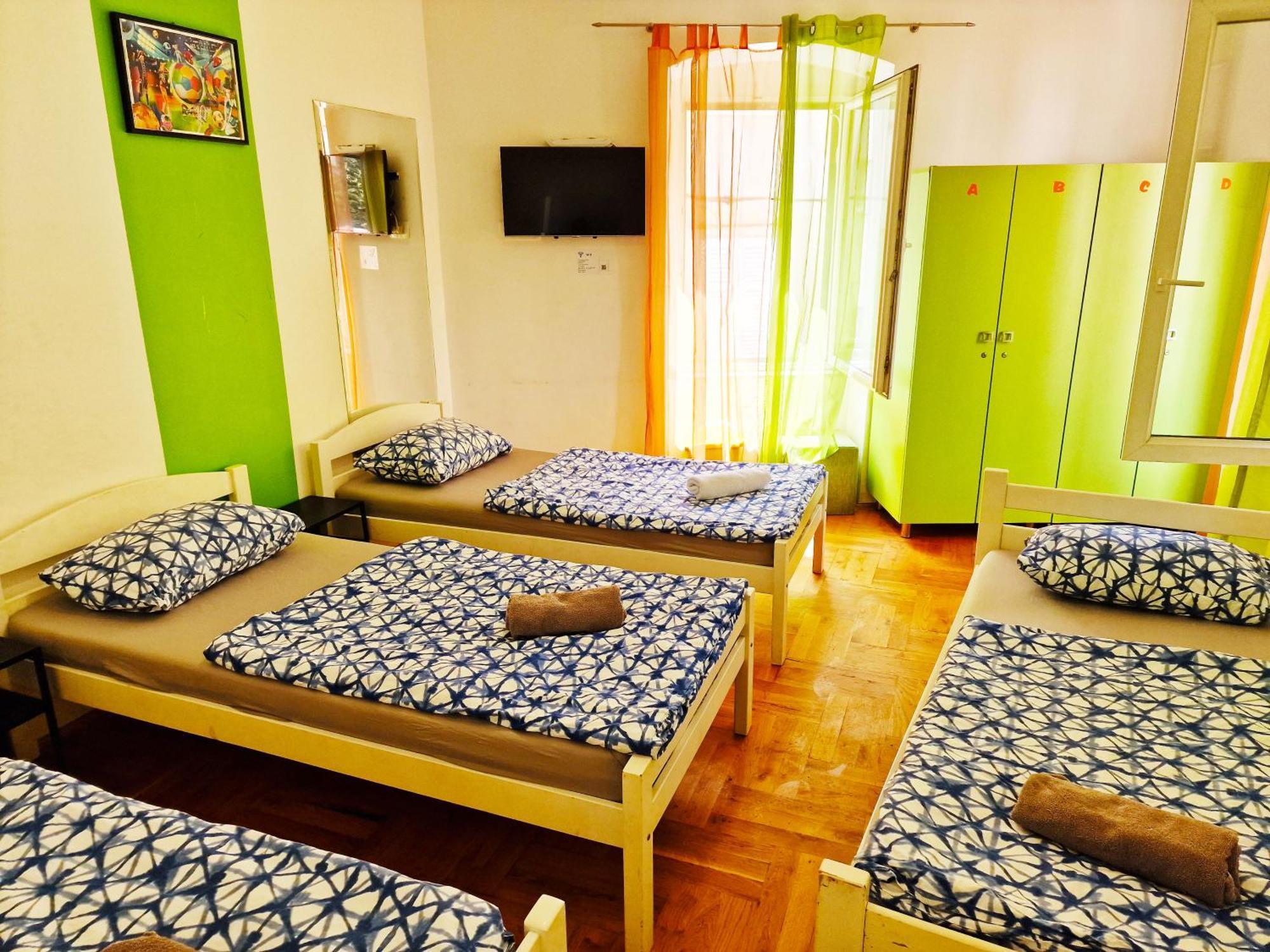 Croparadise Hostel 斯普利特 外观 照片