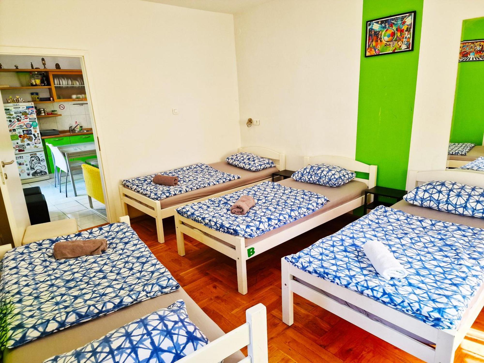 Croparadise Hostel 斯普利特 外观 照片