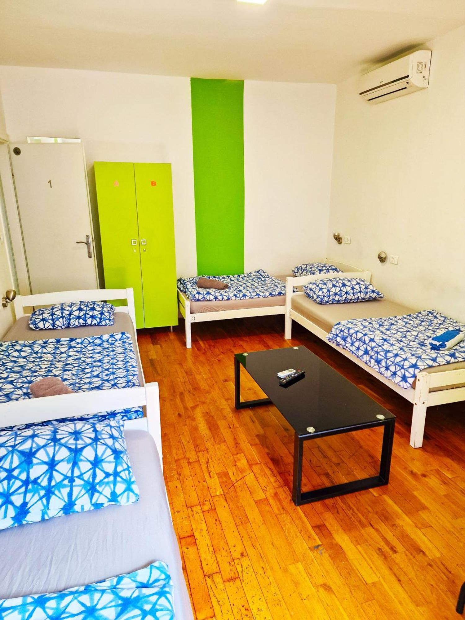 Croparadise Hostel 斯普利特 外观 照片