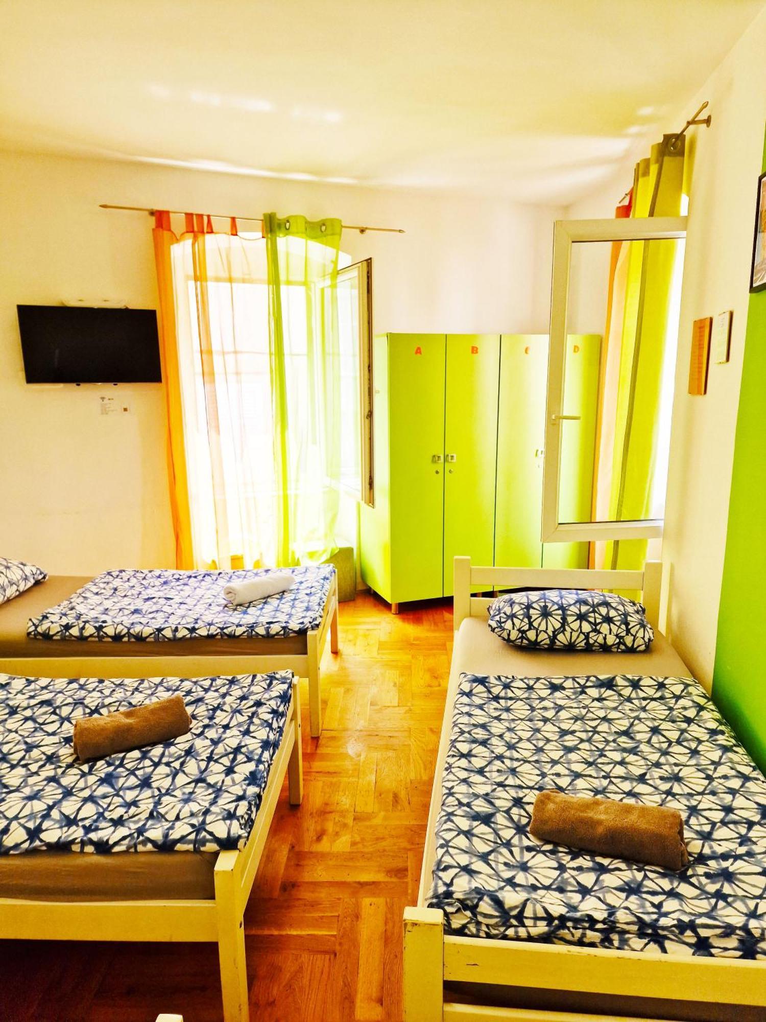 Croparadise Hostel 斯普利特 外观 照片